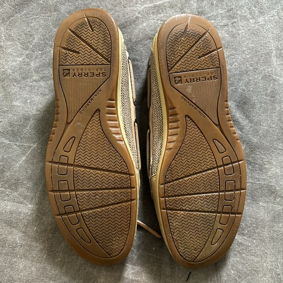 Women’s 8 Sperry Top-Siders - Picture 6 of 6